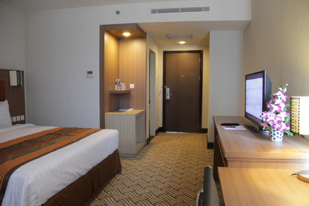 Cavinton Hotel Malioboro Yogyakarta By Tritama Hospitality Εξωτερικό φωτογραφία