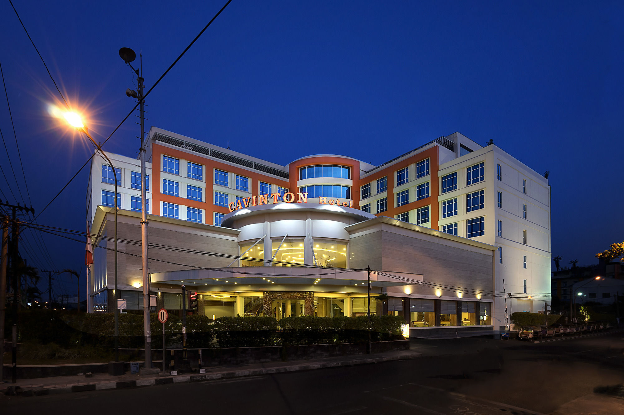 Cavinton Hotel Malioboro Yogyakarta By Tritama Hospitality Εξωτερικό φωτογραφία